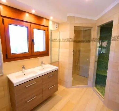 Almancil Sleeps 8 Pool Air Con Wifi T607887 كينتا دو لاغو