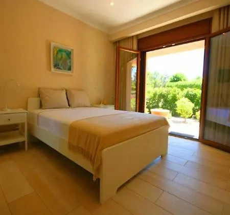 Almancil Sleeps 8 Pool Air Con Wifi T607887 فيلة كينتا دو لاغو