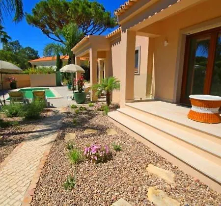 Almancil Sleeps 8 Pool Air Con Wifi T607887